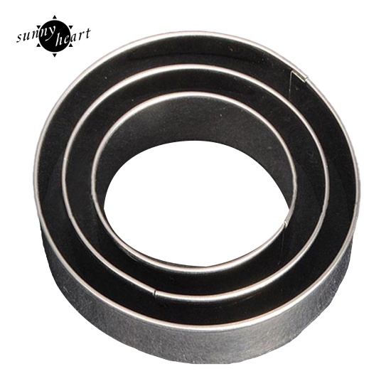 Set 3 Khuôn Cắt Bánh Hình Tròn Bằng Thép Không Gỉ