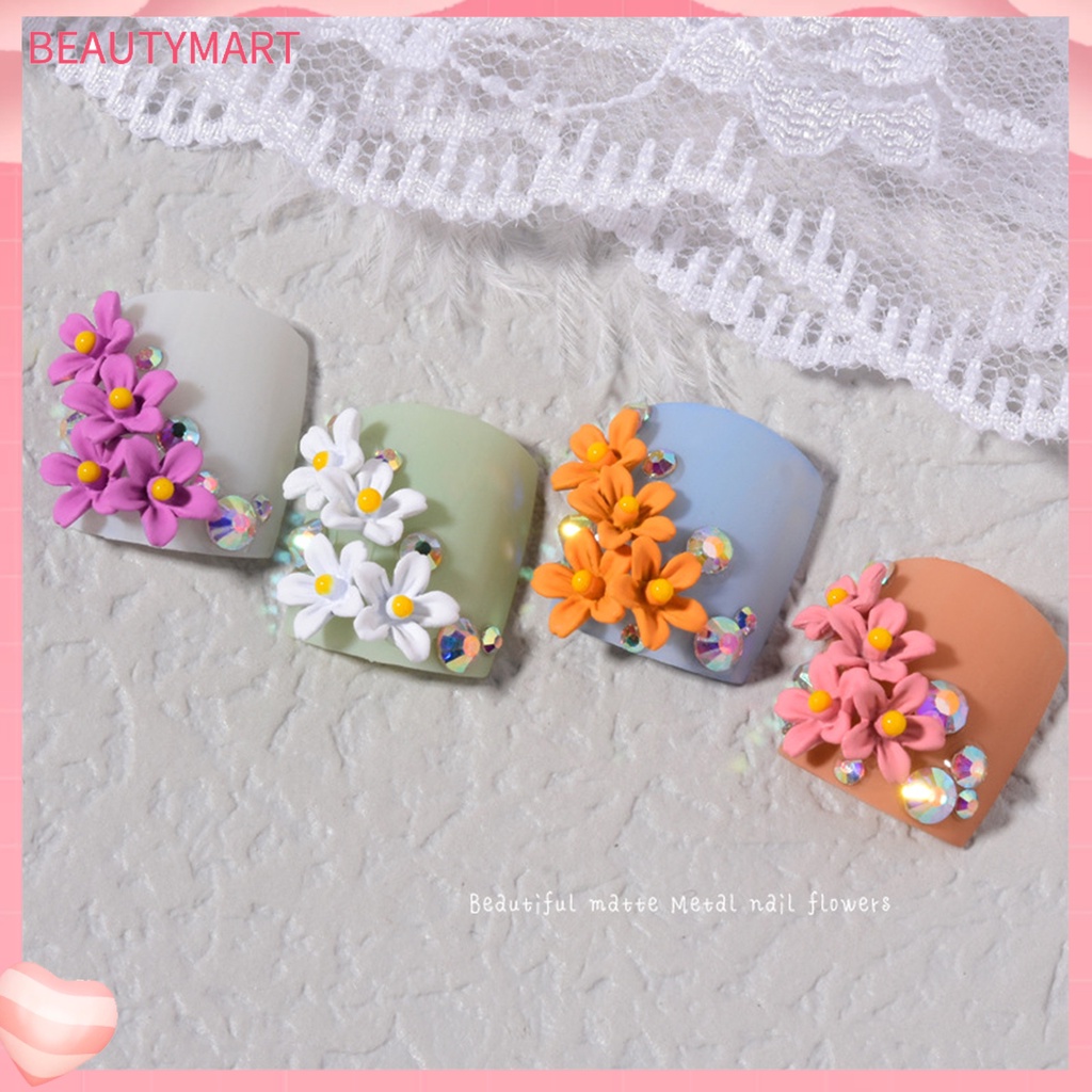 Bộ 5 Phụ Kiện Trang Trí Móng Tay Hình Hoa 3D Bằng Hợp Kim Đa Năng Quyến Rũ Dành Cho Nữ