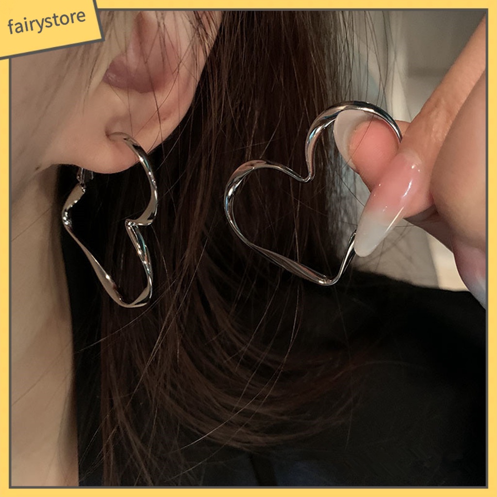 1 Đôi Bông Tai Hình Tròn / Trái Tim Thời Trang Quyến Rũ Cho Nữ