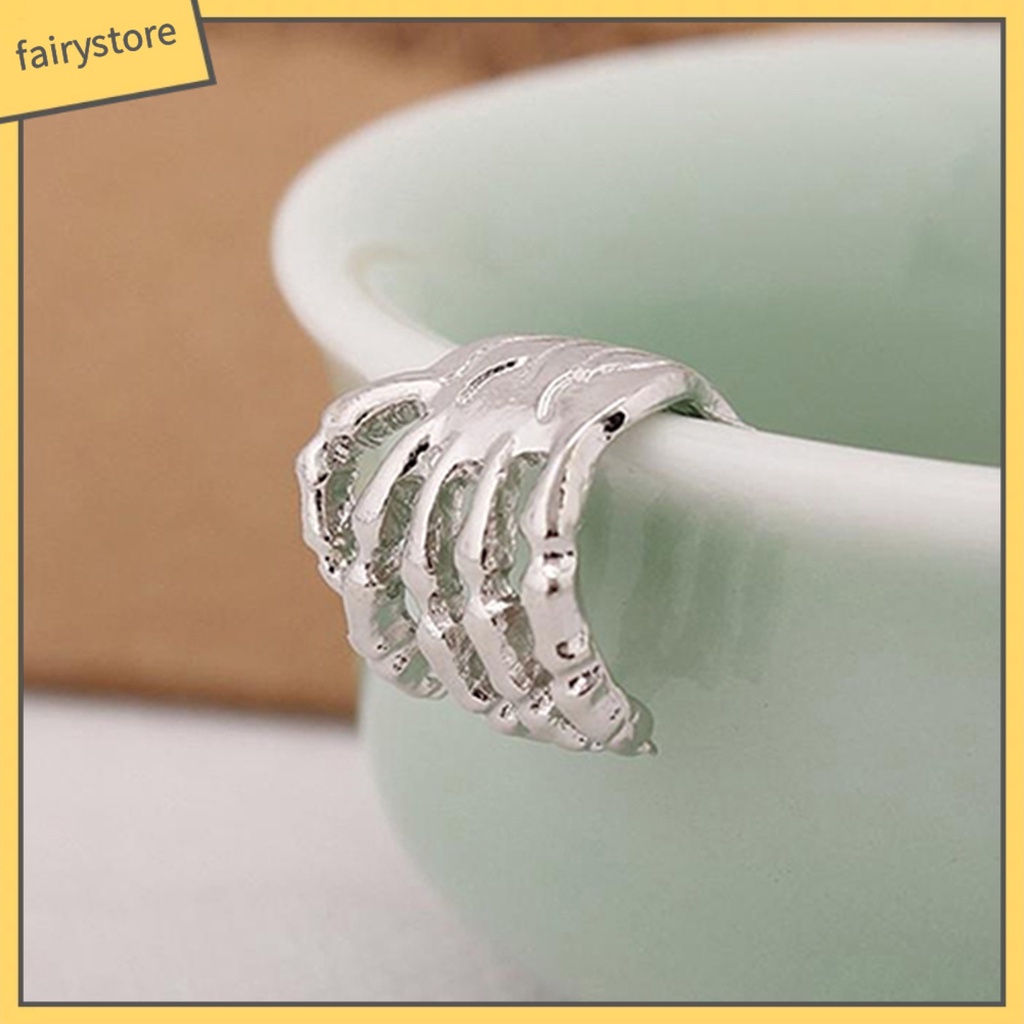 1 Khuyên Kẹp Vành Tai Hình Bộ Xương Bàn Tay Phong Cách Punk Unisex