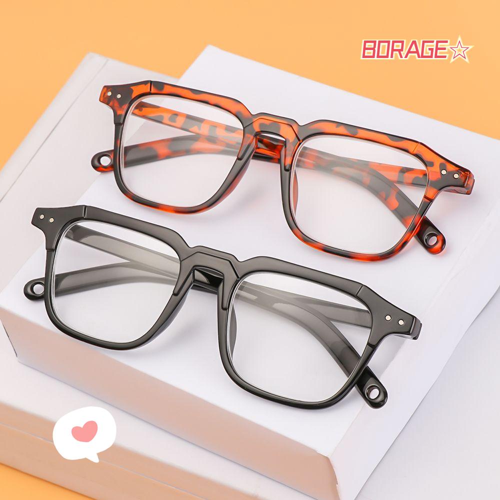 Mắt Kính Gọng Vuông Thời Trang Cho Nhân Viên Văn Phòng