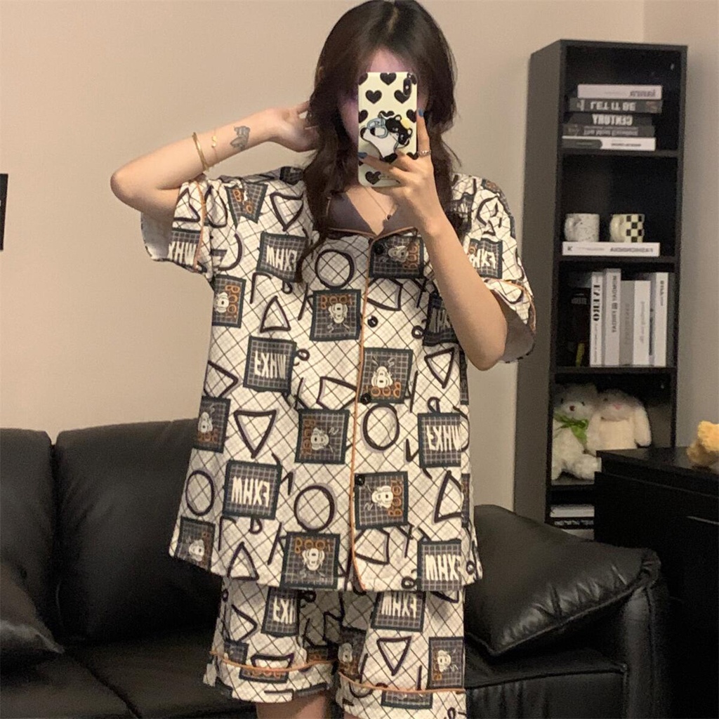 Bộ Đồ Ngủ Ngắn Tay Họa Tiết Hoạt Hình Snoopy Cho Nữ