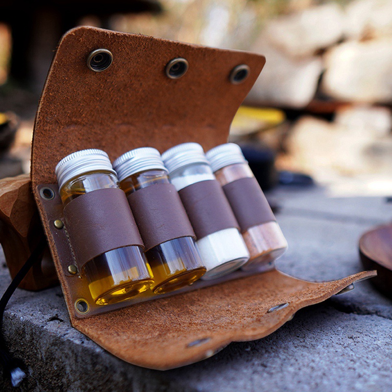 Hộp Đựng Gia Vị Bằng Da Bò Tiện Dụng Khi Đi Cắm Trại