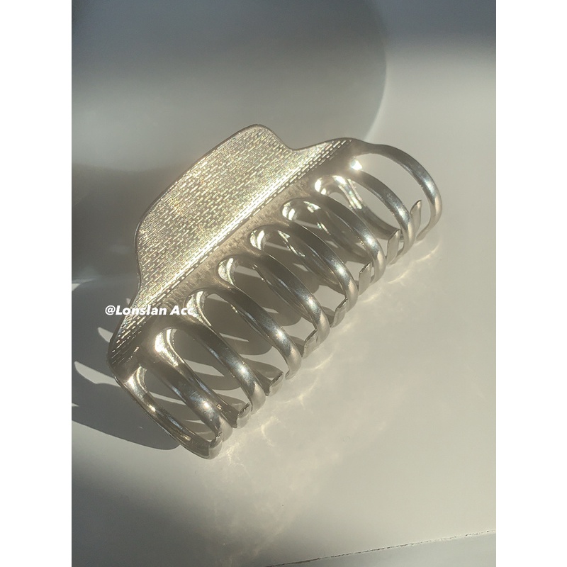 [F &amp; X] Kẹp Tóc Nhiều Nhãn Dán Dày Bằng Kim Loại Kết Cấu Hình Cá Mập Màu Bạc Phong Cách Mới
