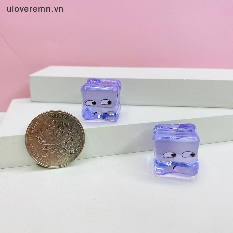 Set 5 Viên Đá Dạ Quang Trong Suốt Kèm Mặt Dây Chuyền Bằng Nhựa Resin DIY