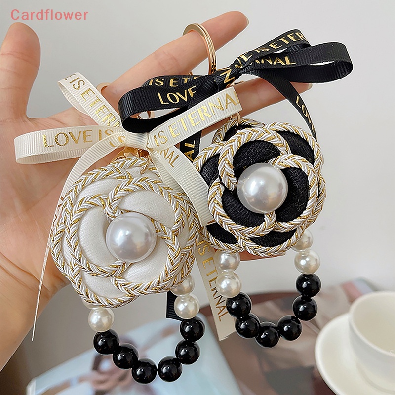 1 Móc Khóa Hoa Trà Đính Ngọc Trai Thời Trang Mới