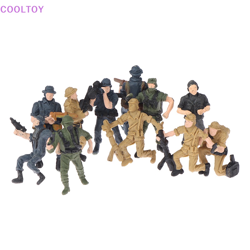 1 Bộ Mô Hình Cảnh Sát Cát 18mm Cho Bé