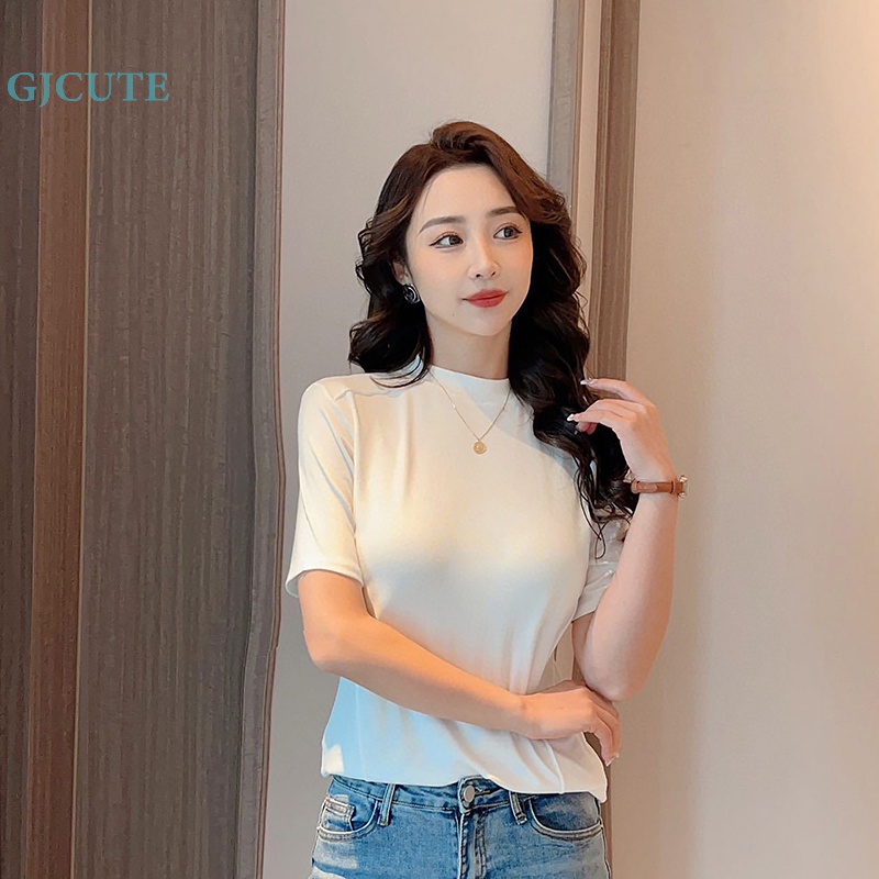 Áo Thun Crop Top Tay Ngắn Cổ Chữ O Cơ Bản Vừa Vặn Cho Nữ WTD