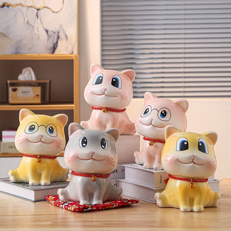 Mèo Đút Tiết Kiệm Kitty Cao 21.5cm Tặng Kèm Chuông Cổ Và Gối Đỏ