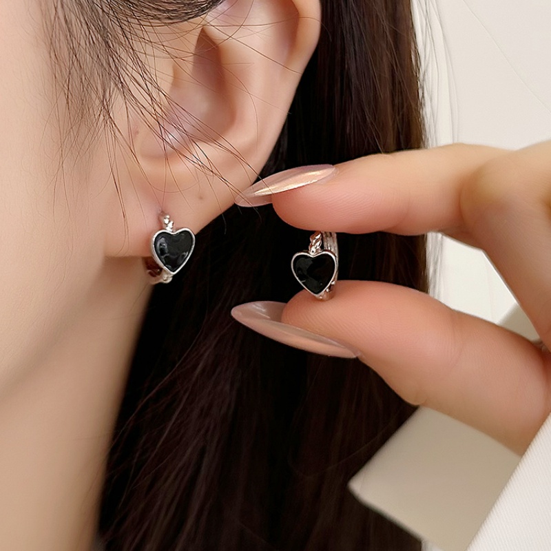 Bông Tai Bạc Hình Tròn Trái Tim Màu Đen Thời Trang Mùa Hè Cho Nữ