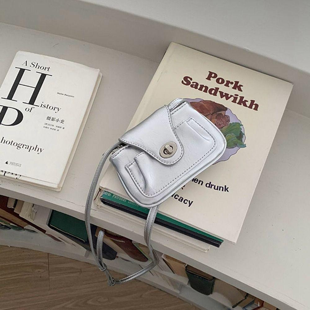 Túi Đeo Chéo Vai Có Dây Xích Màu Đen Thời Trang Sành Điệu Cho Nữ