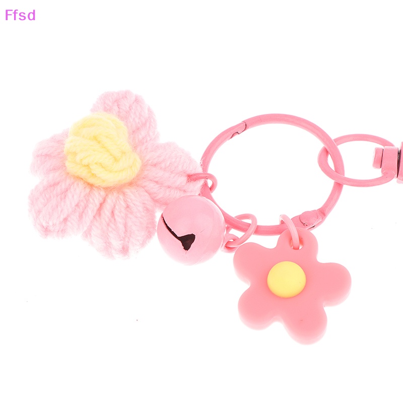 1 Móc Khóa Hình Bông Hoa Bằng Len Dễ Thương