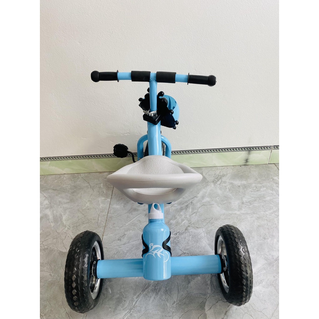 Xe đạp 3 bánh hình con bọ có bình nước phía sau đồ chơi cho bé