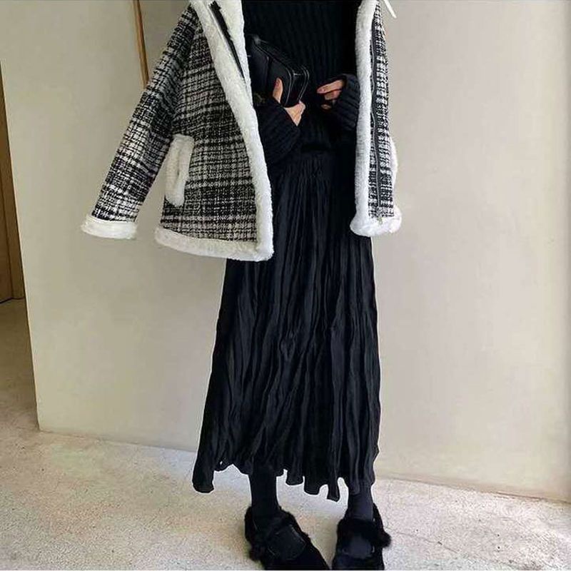 Chân Váy Xếp Li Màu Trắng Thiết Kế Mới Xinh Xắn Thời Trang Dành Cho Nữ