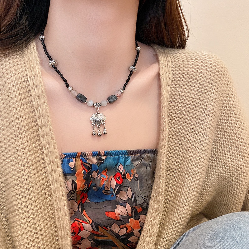 Vòng Cổ Chuỗi Hạt Phối Tua Rua Và Chuông Phong Cách Cổ Điển Thời Trang Cho Nữ