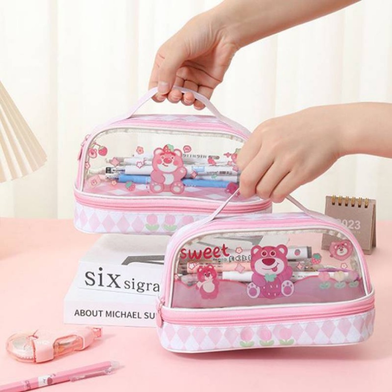 [Hàng Có Sẵn] Túi Đựng Bút Bằng PVC Hai Lớp Sức Chứa Lớn Hình Gấu Dâu Tây Dễ Thương Có Khóa Kéo Cho Học Sinh