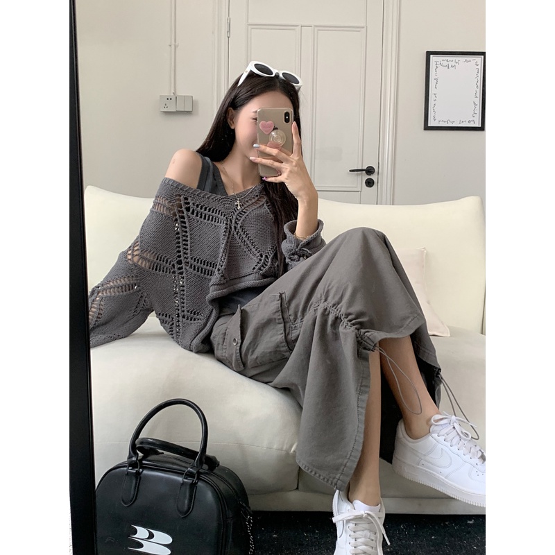 Áo Len Tay Dài Cổ Chữ V Họa Tiết Hình Học Độc Đáo