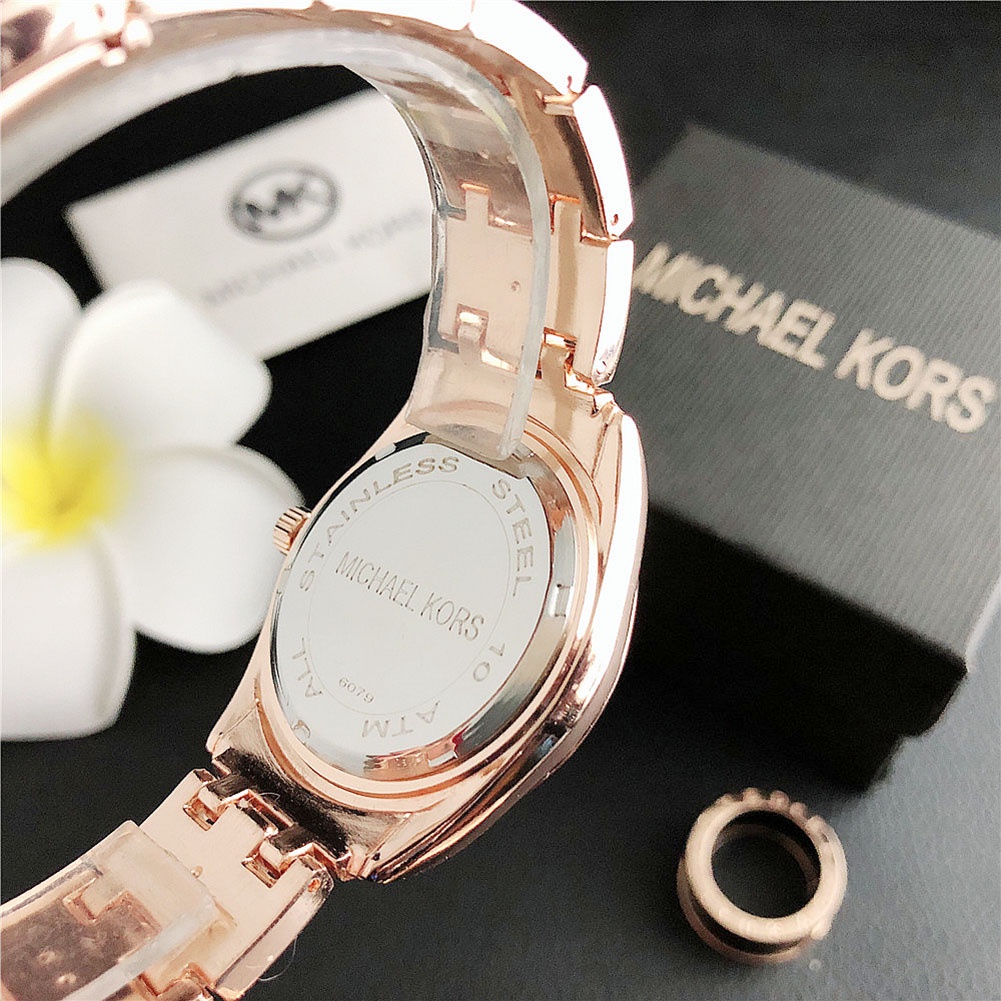 Đồng Hồ Đeo Tay Mặt Tròn Đính Đá Thời Trang Công Sở Cho Nữ