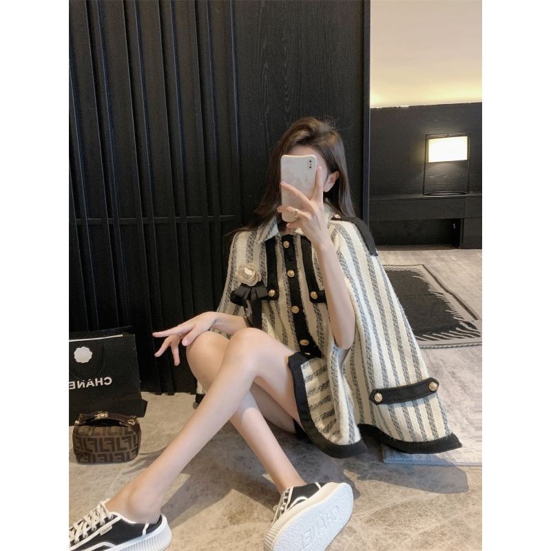 Áo Khoác Phong Cách Niche Celebrity Phối Màu Tương Phản Thời Trang Thu Đông 2022 Mới Cho Nữ