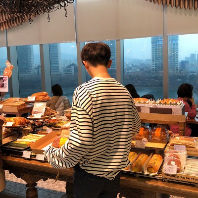 Autumn new style men's long-sleeved t-shirt casual loose striped top student all-match phiên bản hàn quốc bo