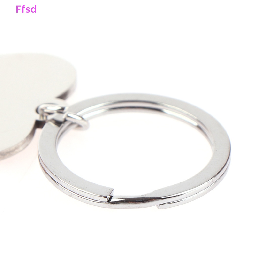 1 Móc Khóa Hình Trái Tim Bằng Thép Không Gỉ