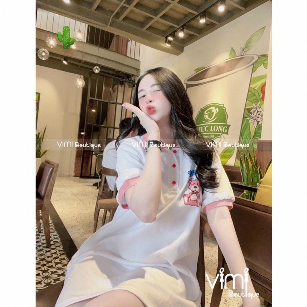 Đầm Thun Tici Body Cổ Polo Hồng Nút Gài Ngắn Tay Phối In Chú Gấu Hồng Trước Sau TTPK0620