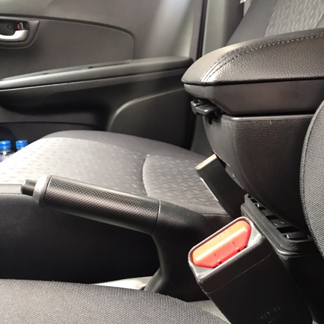 Hộp Tỳ Tay, Bệ Tỳ Tay Cao Cấp  Xe TOYOTA RUSH Hàng Loại 1 Màu Đen, Có Cổng Sạc USB Tiện Dụng, Dễ Dàng Lắp Đặt