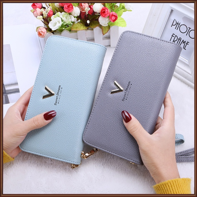 Ví Da Mỏng Đựng Thẻ Tín Dụng In Chữ V Kèm Dây Đeo Cổ Tay Thời Trang Cho Nữ