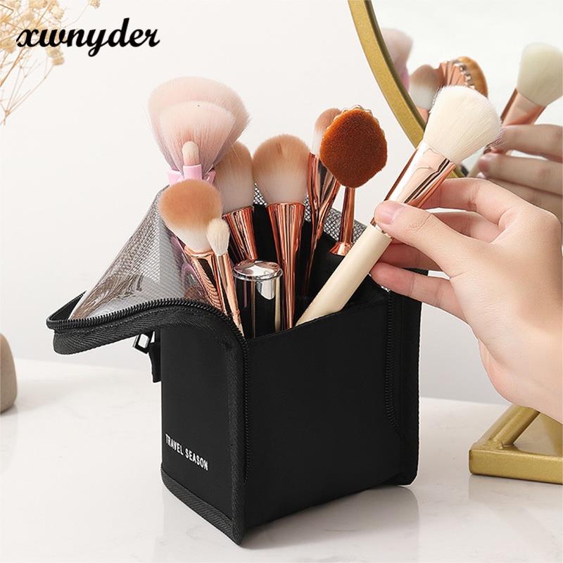 1 Giá Đỡ Cọ Trang Điểm Tiện Lợi