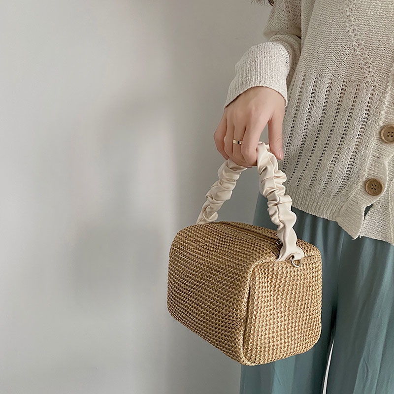 Túi Xách Đan Cói Phối Dây Xích Màu Sắc Tương Phản Phong Cách Thời Trang Pháp Dành Cho Nữ