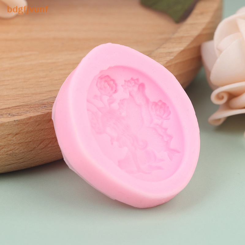 Khuôn Silicon Làm Bánh Kẹo / Xà Phòng Hình Nàng Tiên Xinh Xắn