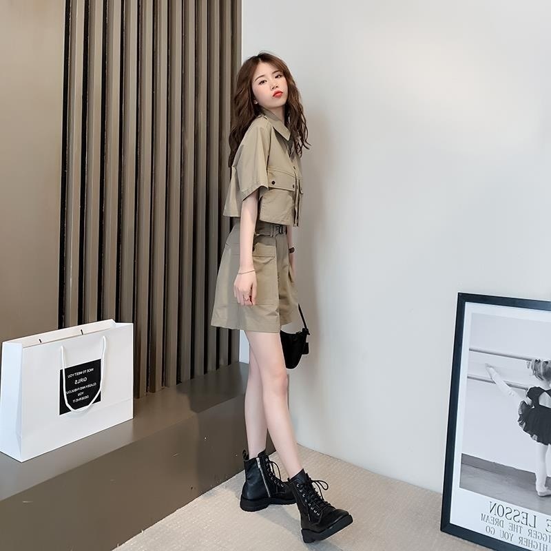 Bộ đồ 2 món gồm áo tay lửng + quần short thời trang mùa hè thường ngày phong cách phương Tây trẻ trung dành cho nữ