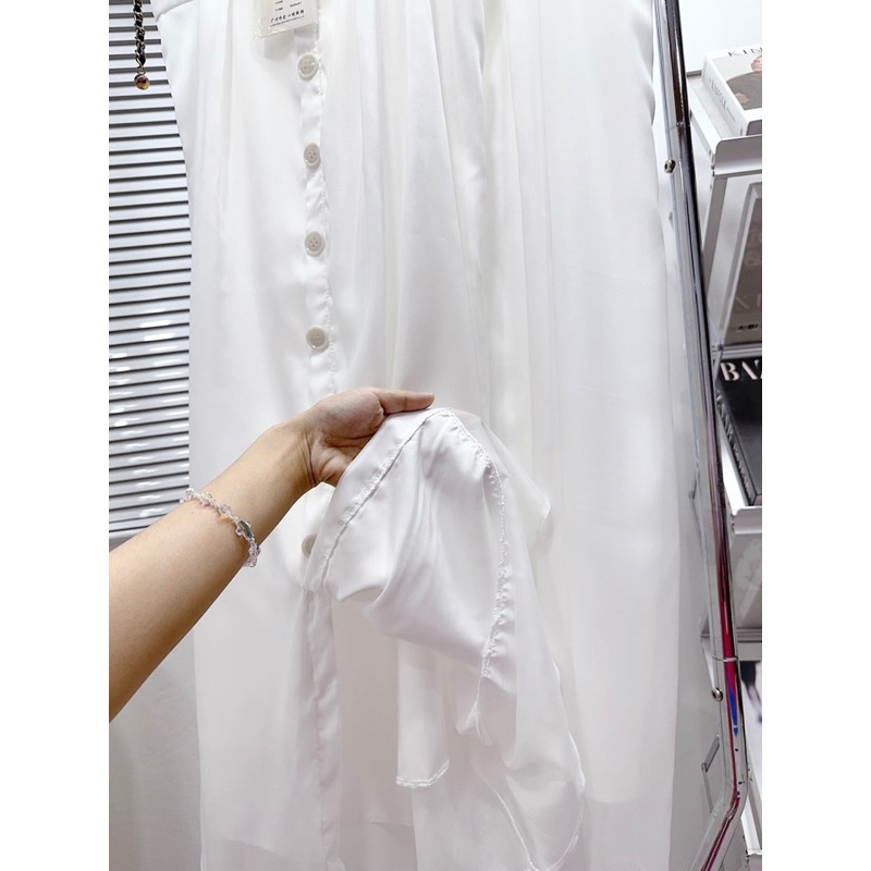 Váy trắng 2s cúc thiết kế xẻ tà, hàng may 2 lớp sịn sò