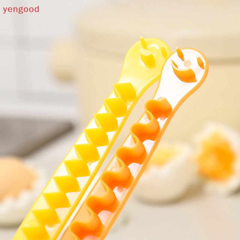 Set 2 Dụng Cụ Cắt Trứng Luộc Hình Bông Hoa