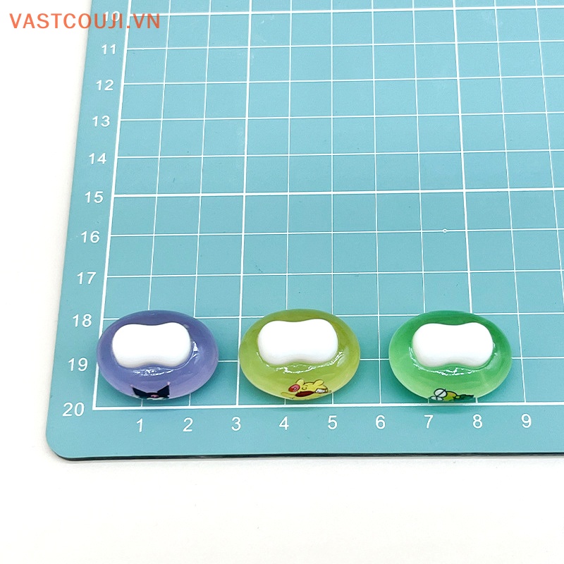 Bộ 2 Đồ trang trí Toilet Mini Bằng Nhựa Resin Phát Quang Dễ Thương Dùng Trang Trí