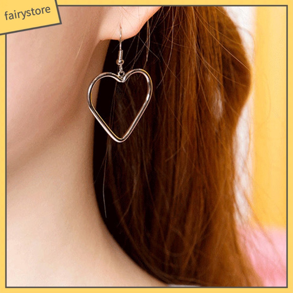 1 Đôi Bông Tai Hình Trái Tim Rỗng Thời Trang Dành Cho Nữ