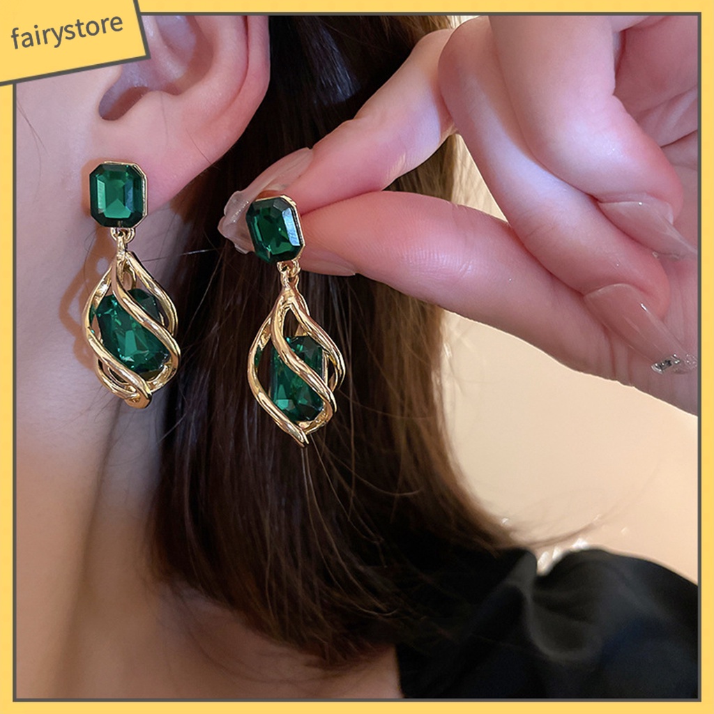 1 Đôi Bông Tai Hình Vuông Đính Đá Ngọc Lục Bảo Nhân Tạo Phong Cách Vintage Thời Trang