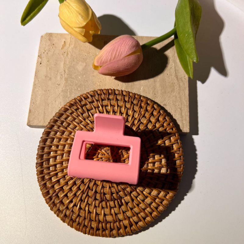 Kẹp Tóc Hình Cá Mập Màu Hồng Nhám Dễ Thương Thời Trang Mùa Hè Cho Nữ