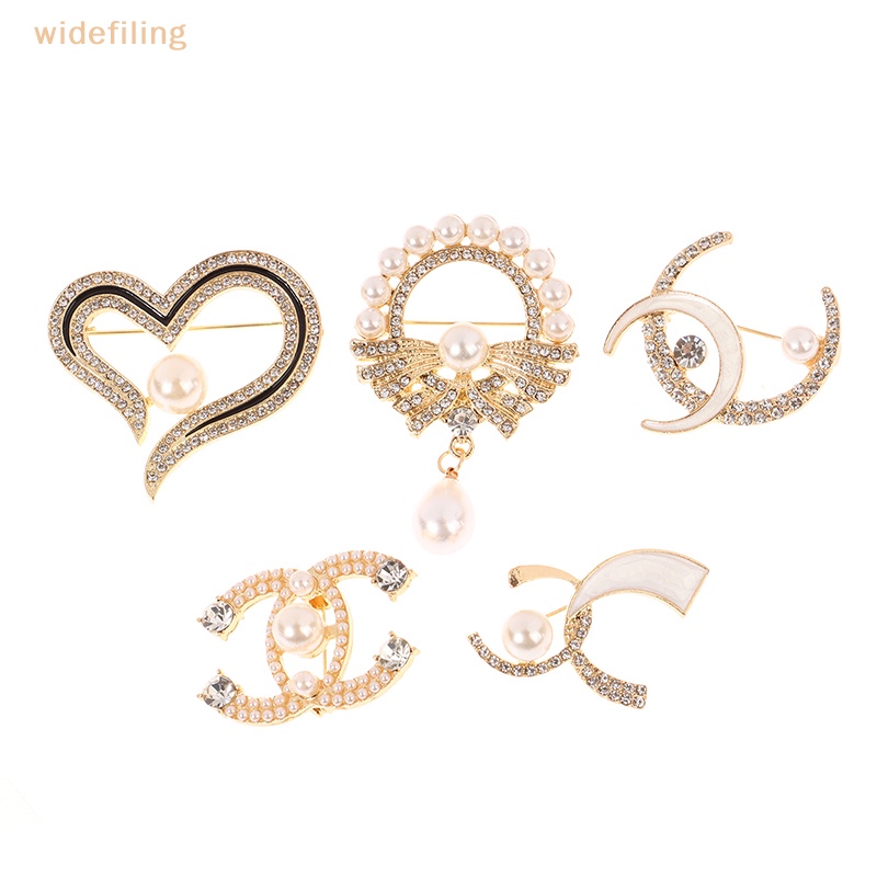 Ghim Cài Khăn Choàng Lụa Đính Đá Hình Trái Tim Xinh Xắn