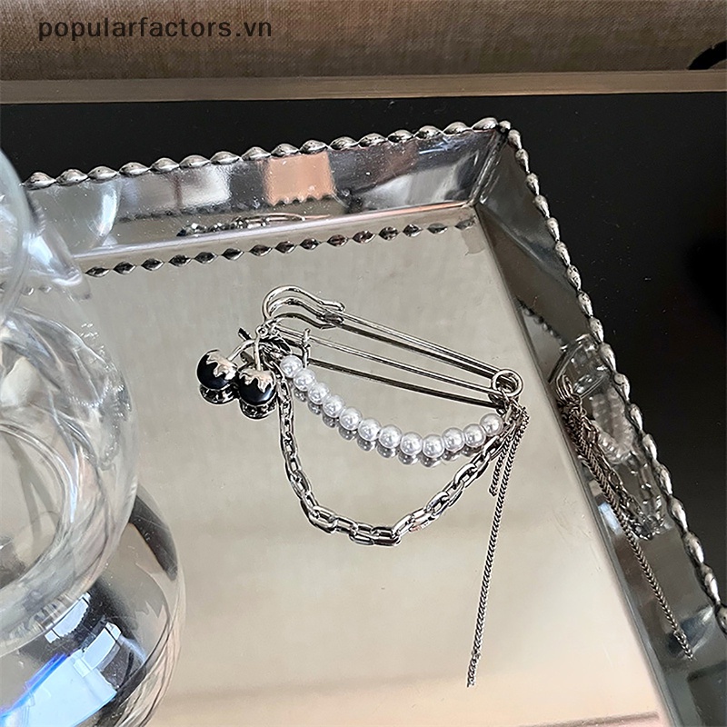 Ghim Cài Áo Màu Bạc Phối Tua Rua Và Hạt Ngọc Trai Đen Phong Cách Vintage Gothic Harajuku Đường Phố Cho Nam Và Nữ