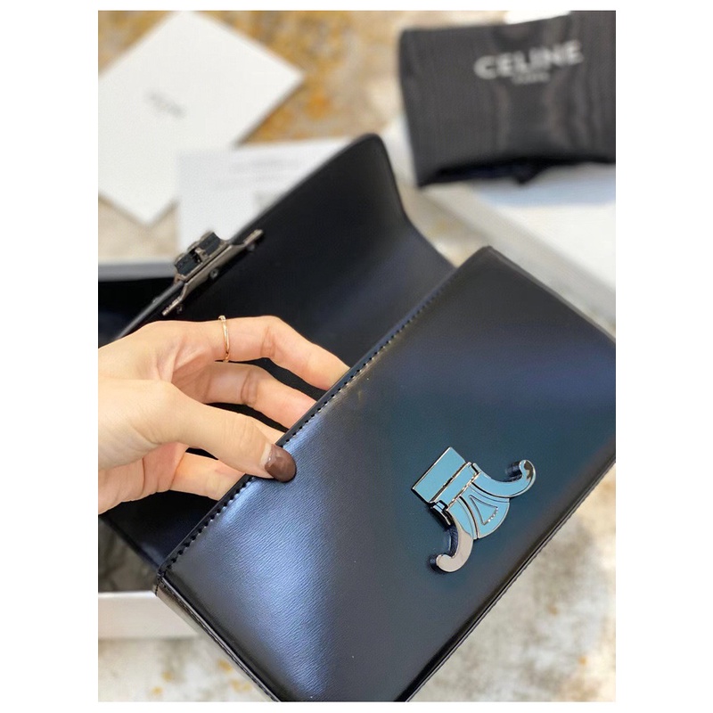 Túi Xách Đeo Vai Màu Đen Phối Dây Xích Thời Trang Dành Cho Nữ