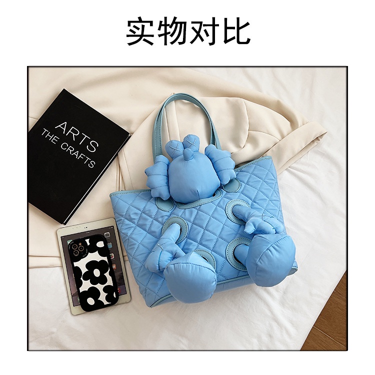 Túi Tote Đeo Vai Cỡ Lớn Hình Búp Bê Quái Vật Nhỏ Thời Trang 2023