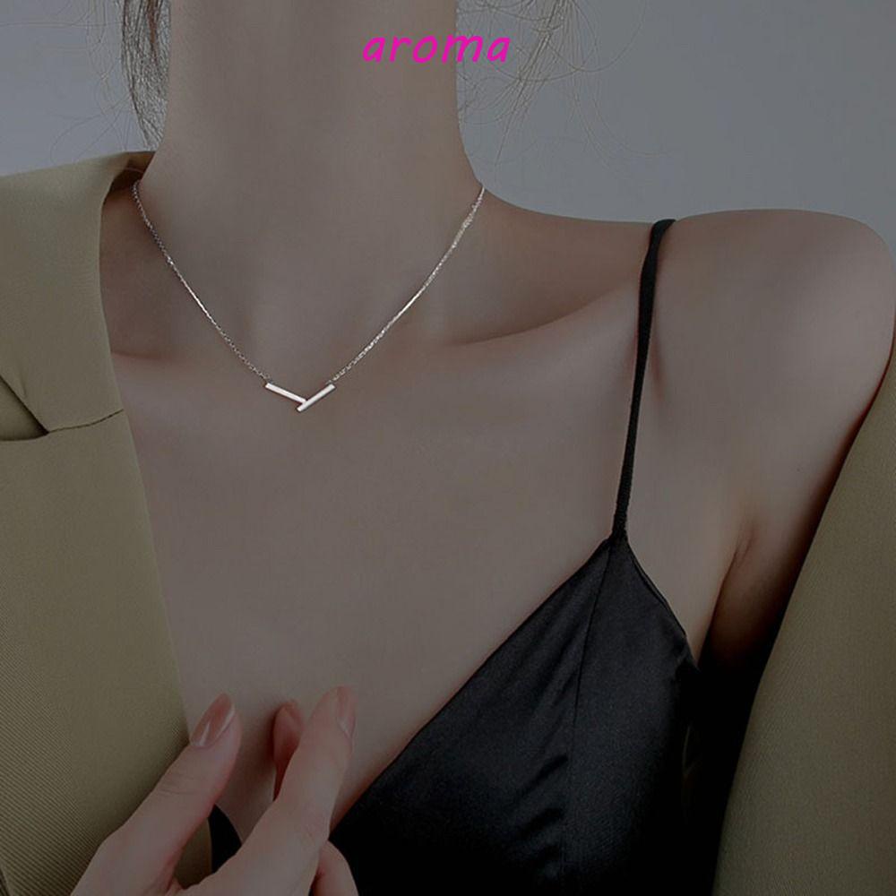 AROMA Vòng Cổ Choker Bằng Đồng Mặt Chữ V Đơn Giản Quyến Rũ Cho Nữ