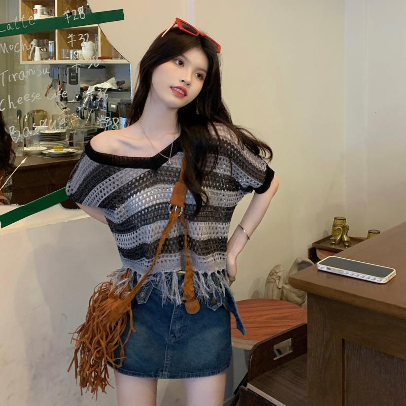 COZOK Áo Len Tay Ngắn Cổ Chữ V Form Rộng Họa Tiết Kẻ Sọc