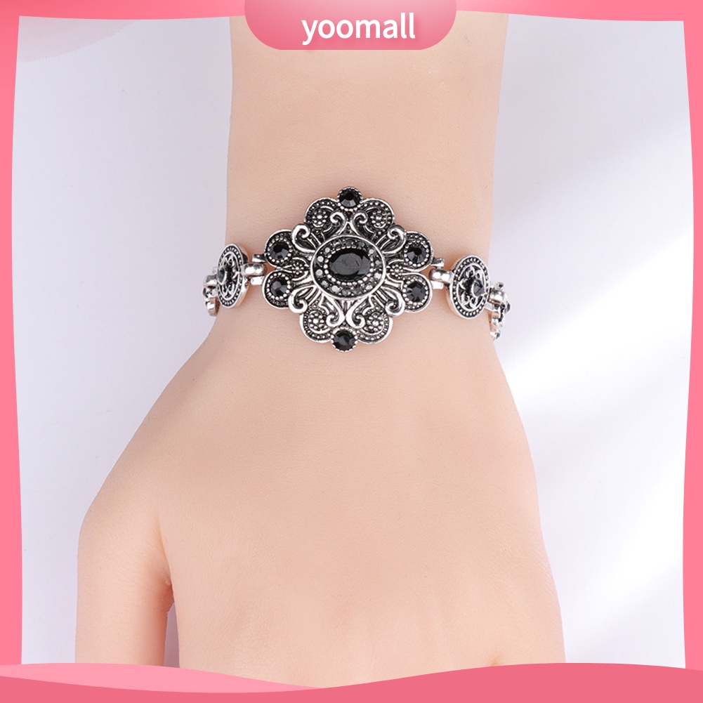 Vòng Tay Đính Đá Quý Nhân Tạo Hình Hoa Phong Cách Vintage Dành Cho Nữ