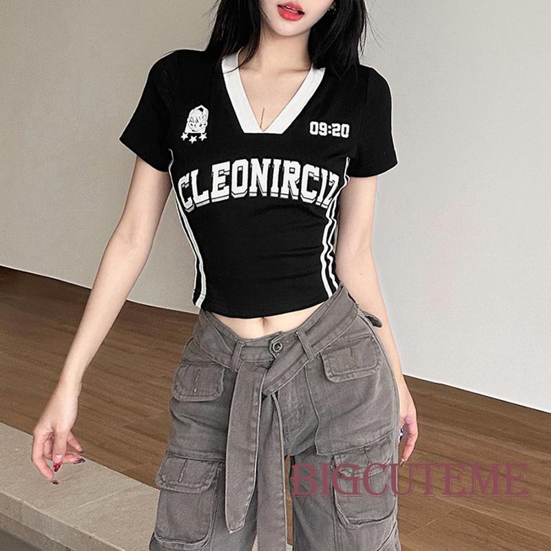 Áo Thun Crop Top Đen Tay Ngắn Cổ Chữ V In Chữ Thời Trang Mùa Hè Cho Nữ