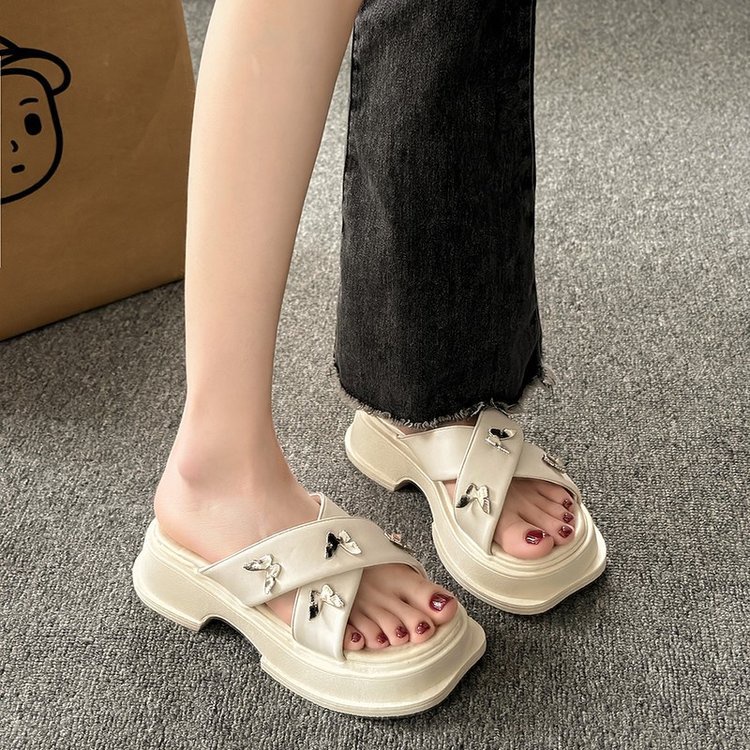 TIKP Giày Sandal Đế Dày Chống Trượt Thoải Mái Dành Cho Nữ Size 3