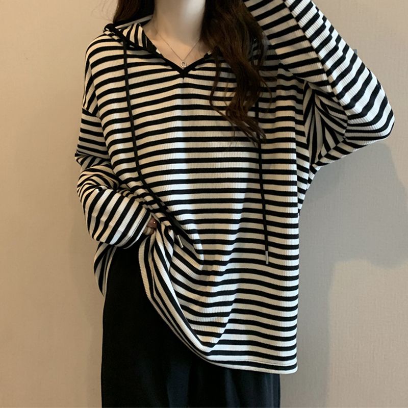 Áo hoodie mỏng quá khổ mùa xuân thu mới có mũ trùm đầu lỏng lẻo áo hoodie dài tay nữ
