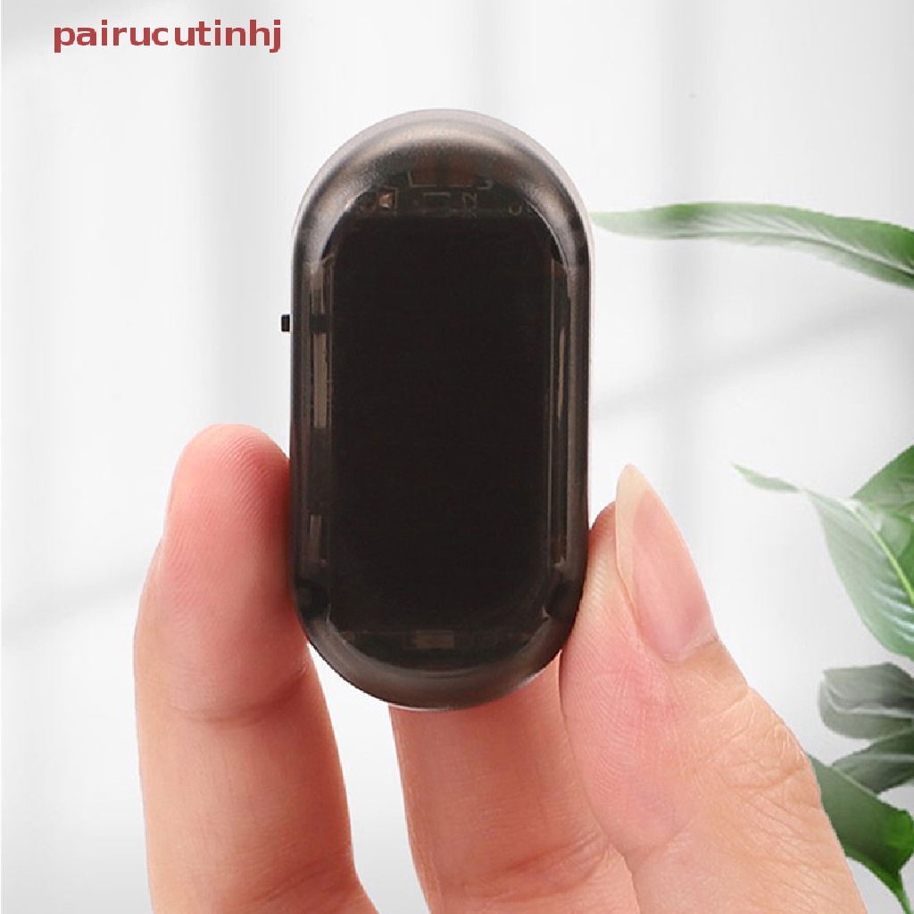 Cặp Đèn LED Cảnh Báo An Toàn Giả Ánh Sáng Mặt Trời Không Dây Chống Trộm Cho Xe Hơi