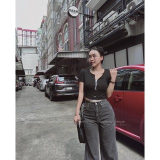 Áo kèm khoác cài sắt     